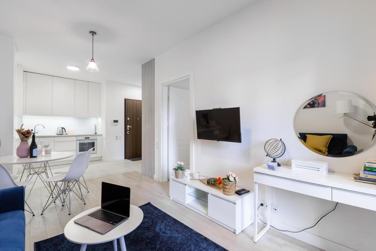 Luxury Apartment On Grzybowska Street Varşovia Exterior foto