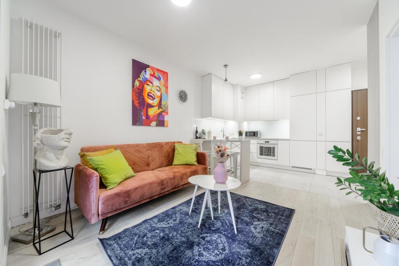 Luxury Apartment On Grzybowska Street Varşovia Exterior foto